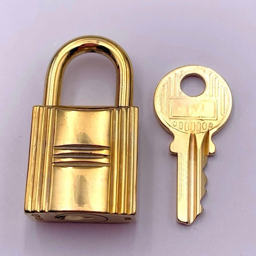 HERMES エルメス カデナ　24Kメッキ　No.104　104番　鍵付き ○HERMES エルメス カデナ 24Kメッキ No.104 104番 鍵付き HERMES