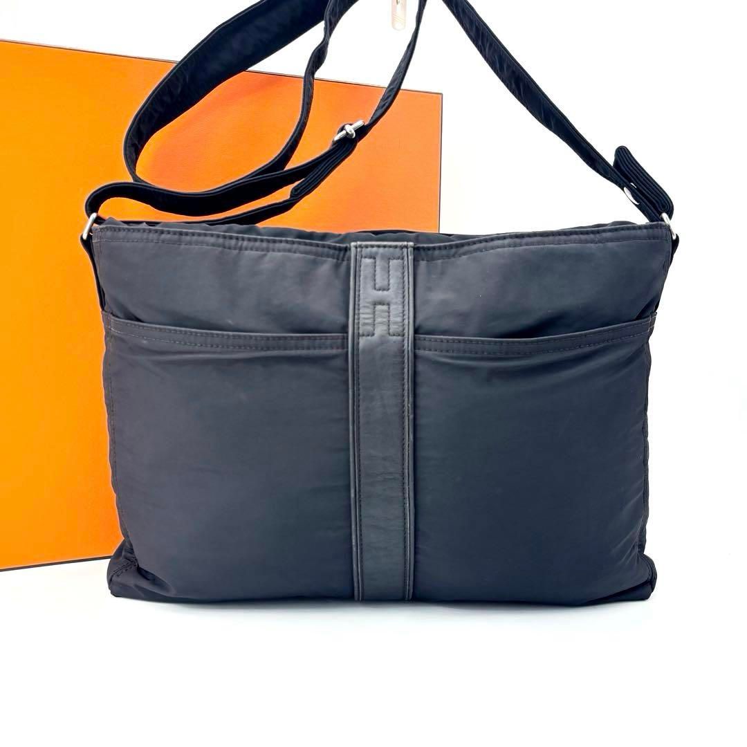 エルメス アカプルコ バサスMM ナイロン ショルダーバッグ ブラック 黒 クロスボディ 斜めがけ 通勤 通学メンズ 鞄 カバン