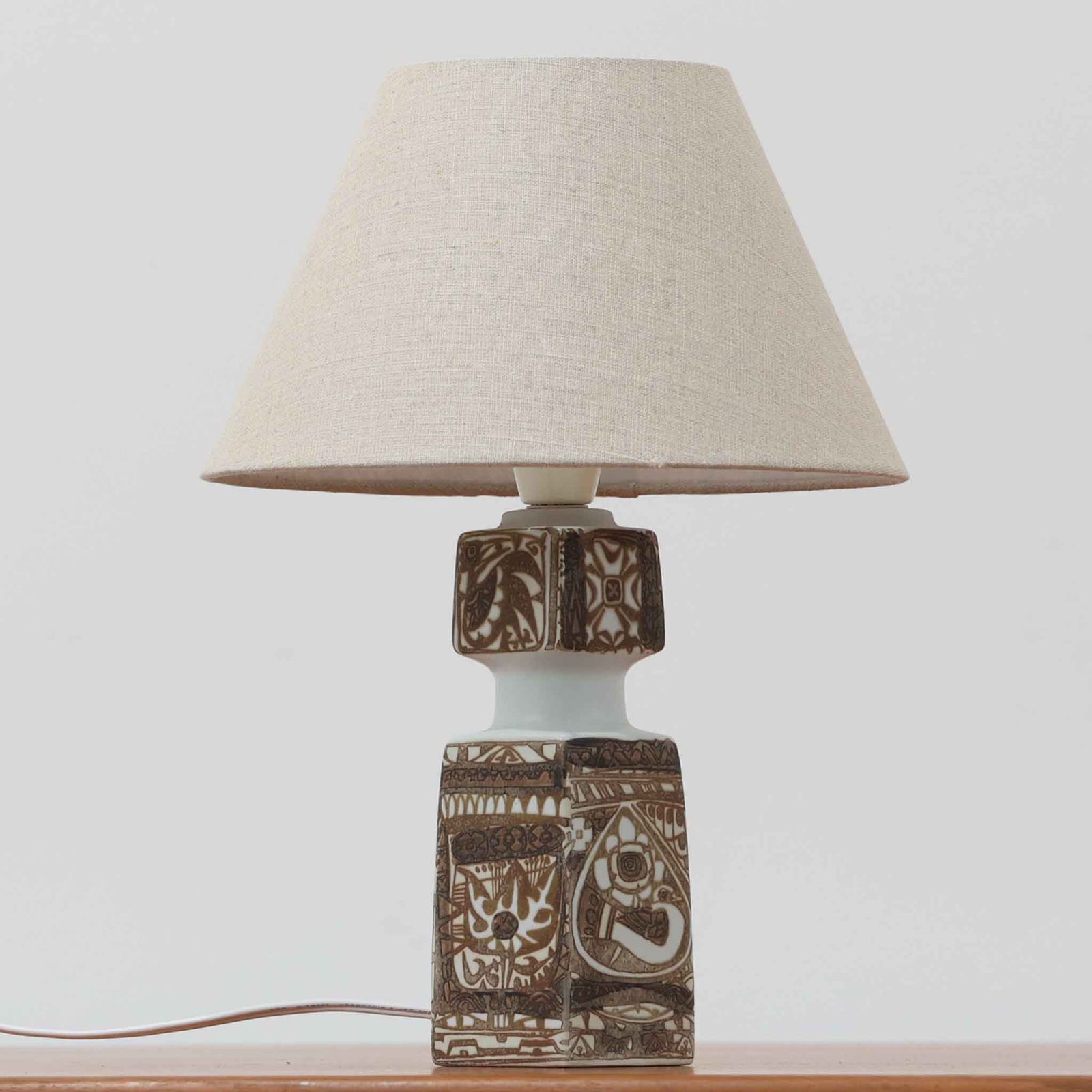 Royal Copenhagen テーブルランプ BACA 高さ36 cm Nils Thorsson ロイヤルコペンハーゲン DK 19116