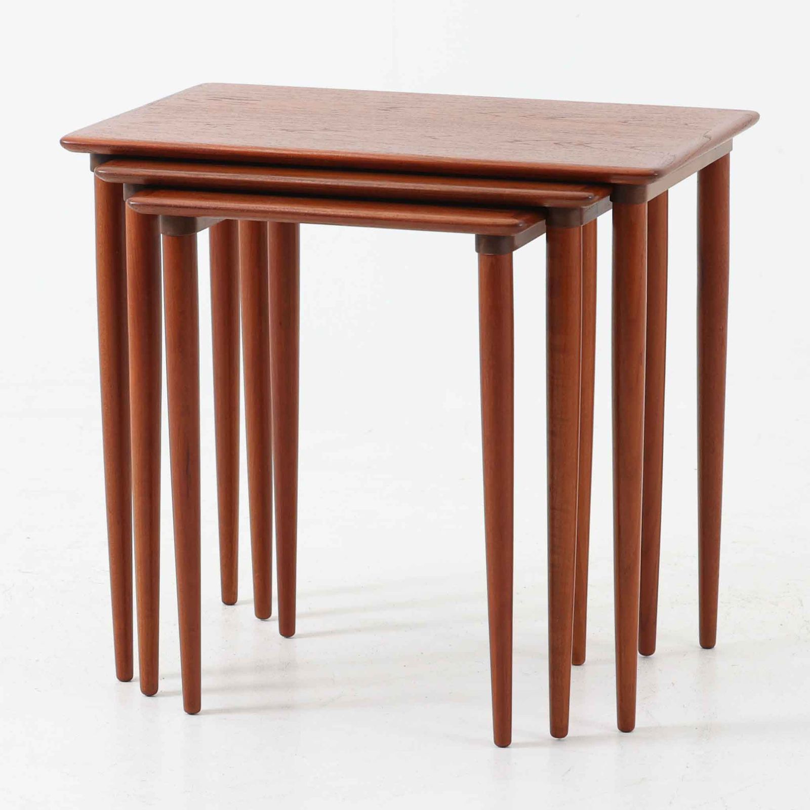 ネストテーブル チーク 幅58cm デンマーク製 北欧ビンテージ家具