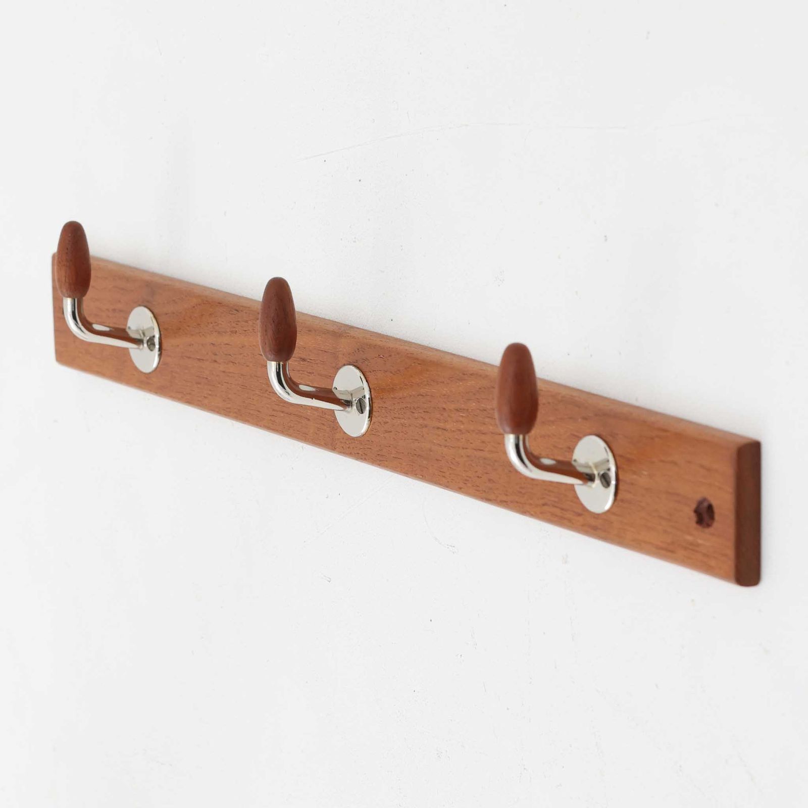 ハンガーラック チーク×メタル デンマーク製 北欧ビンテージ家具 壁掛け収納 ウォールフック 玄関収納 コート掛け|DK 19014