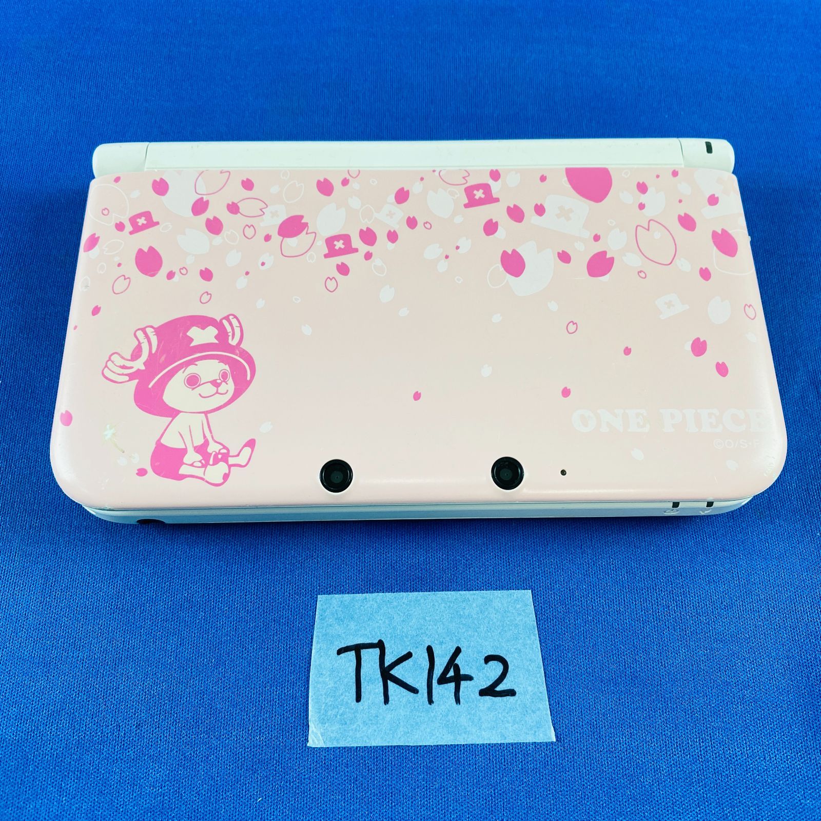 TK 142 ニンテンドー 3 DSLL 本体のみ ワンピース ONE PIECE チョッパー ピンク コラボ商品 キャラクター商品 モデル カラー Nintendo 任天堂
