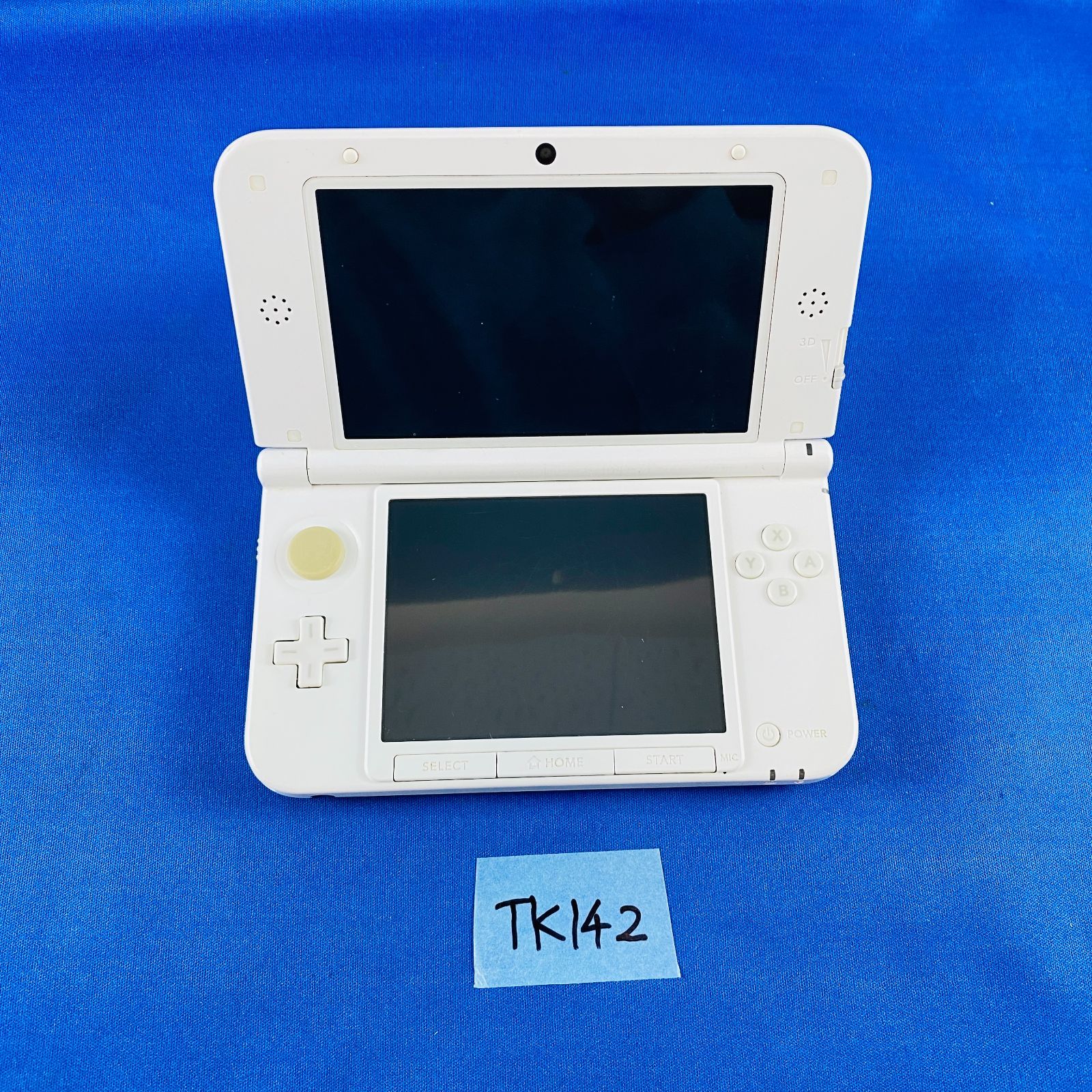 TK 142 ニンテンドー 3 DSLL 本体のみ ワンピース ONE PIECE チョッパー ピンク コラボ商品 キャラクター商品 モデル Nintendo 任天堂