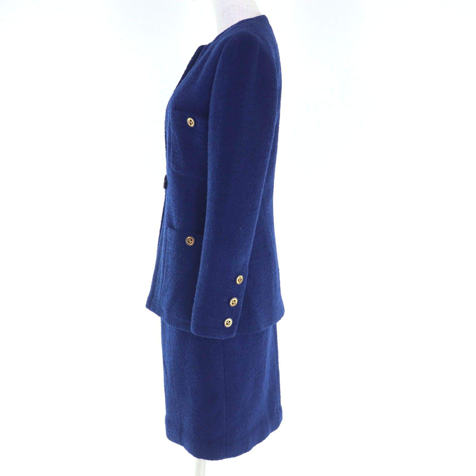 CHANEL シャネルブティック ヴィンテージ 裏地シルク100％ ココマークボタン付き パイル地 ジャケット スカート スーツ ブルー 36 フランス製 レディース