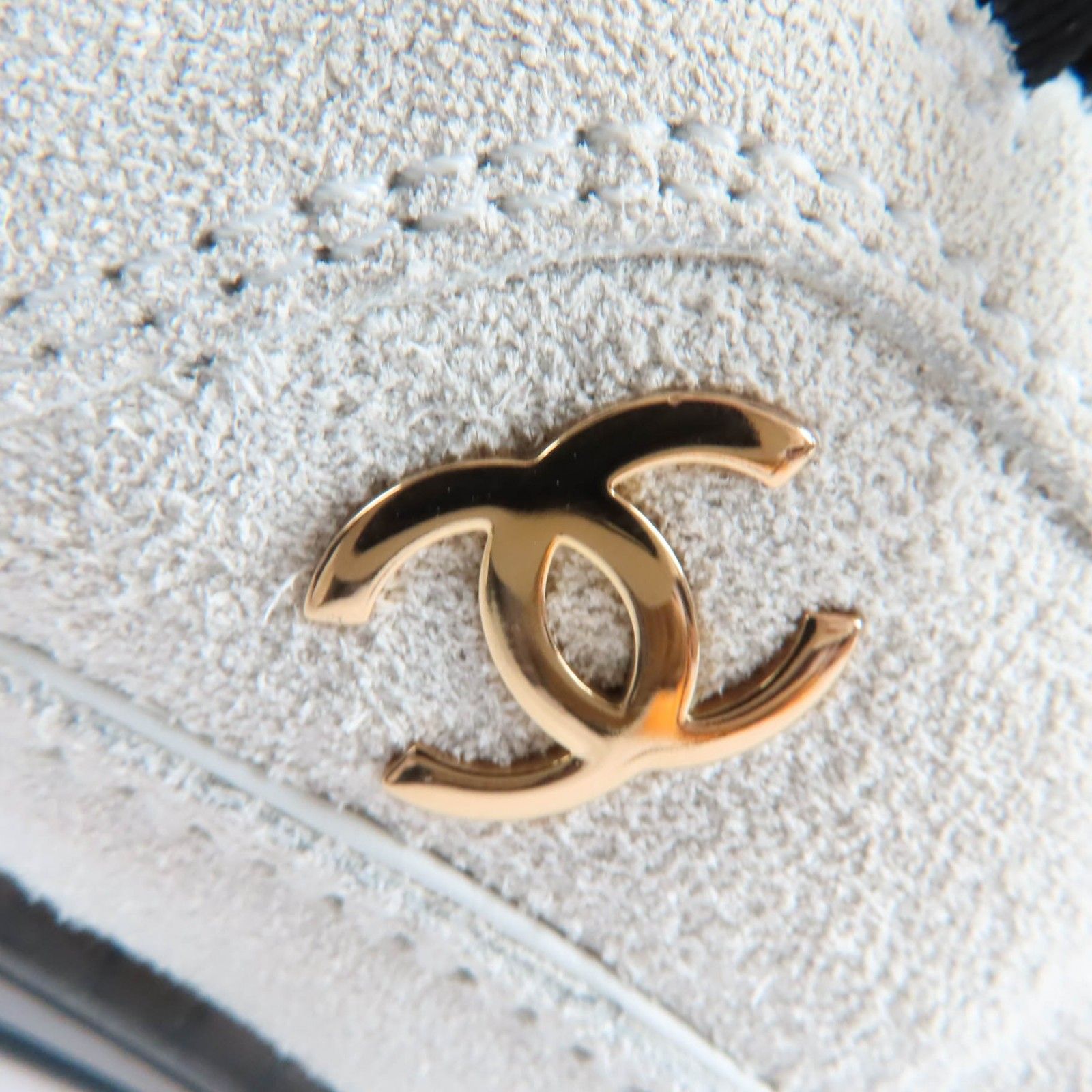 美品☆CHANEL シャネル 24C G45331 スウェードレザー ココマーク