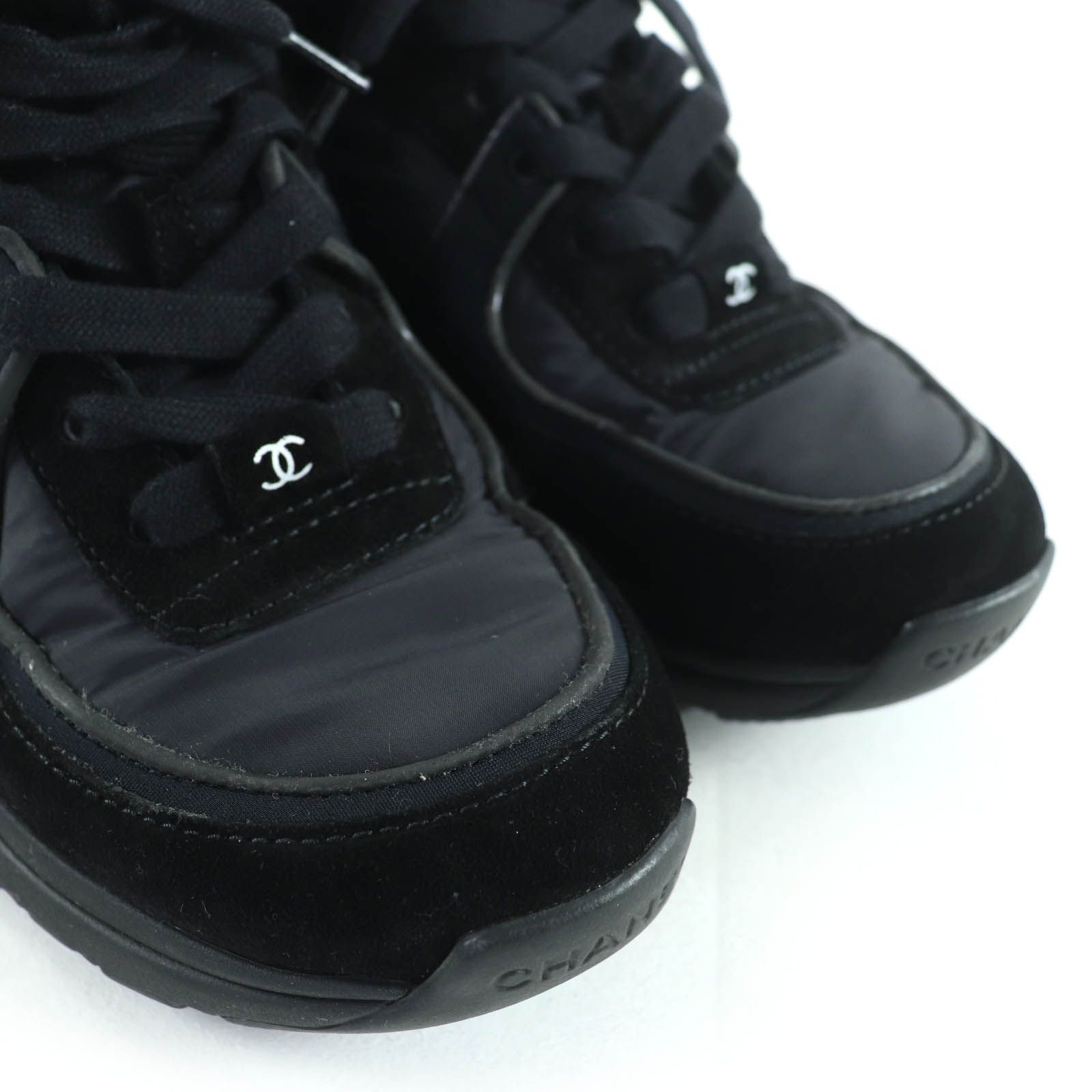 美品☆CHANEL シャネル G34360 スウェードレザー ココマーク ローカットスニーカー オールブラック 36 箱・保存袋付 伊製 レディース 美品☆CHANEL シャネル G34360 スウェードレザー ココマーク