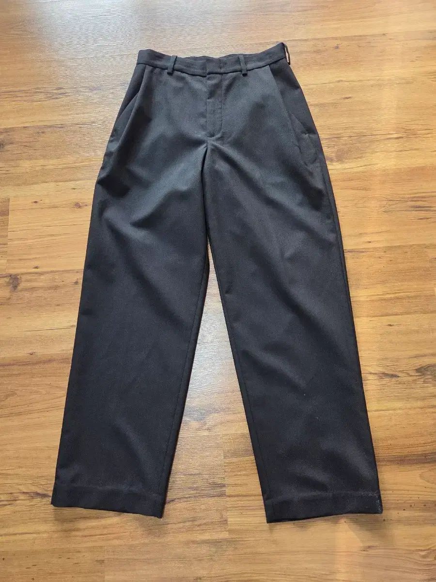 44 COS ウール ワイド スラックス ブラック