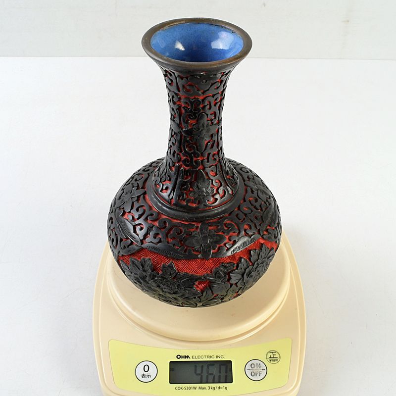 中国 剔紅 堆朱 堆黒 内七宝 花文瓶 唐木台付 M S455 - メルカリ