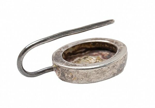 ジャンポールゴルチエJean Paul GAULTIER ロゴピアス シルバー - メルカリ