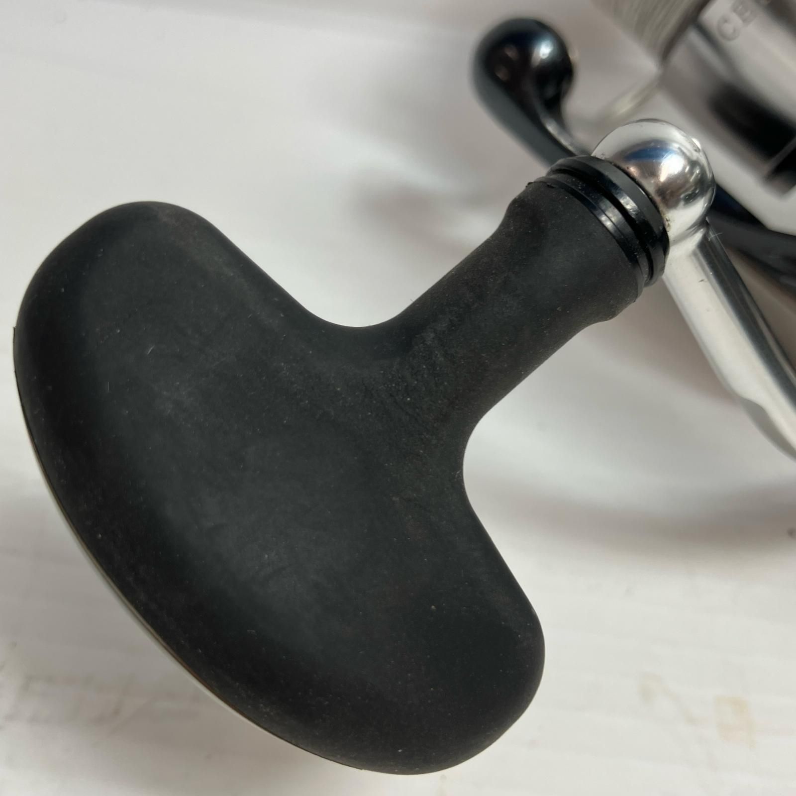 スピニングリール 24セルテート