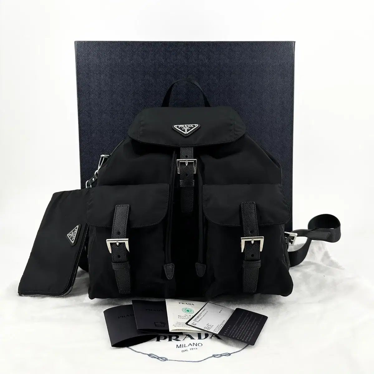 PRADA プラダ 三角ロゴ リナイロン バックパック ミディアム 1BZ811