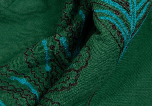 イッセイミヤケ ハートISSEY MIYAKE HaaT 染めボタニカル総柄刺繍