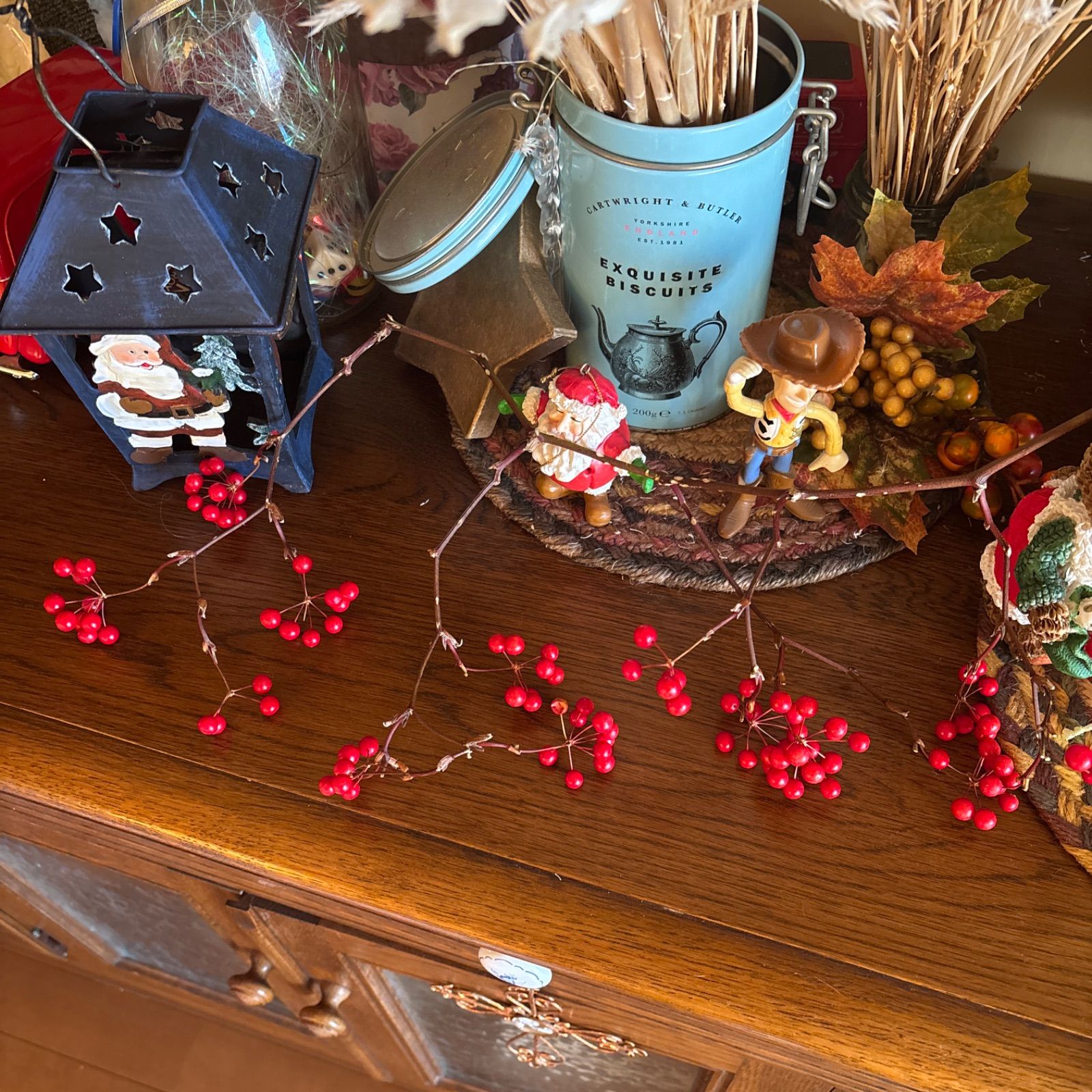 サンキライ(サルトリイバラ) 実付きが可愛い枝 約30cm ボタニカル