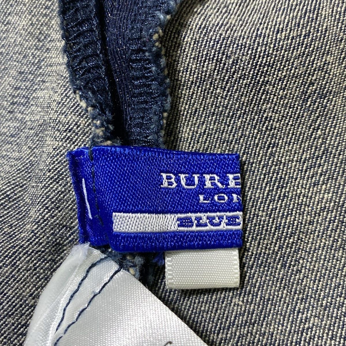 人気✨　バーバリーブルーレーベル　ミニワンピース　Mサイズ　デニム　ホースマーク 人気✨ バーバリーブルーレーベル ミニワンピース Mサイズ デニム