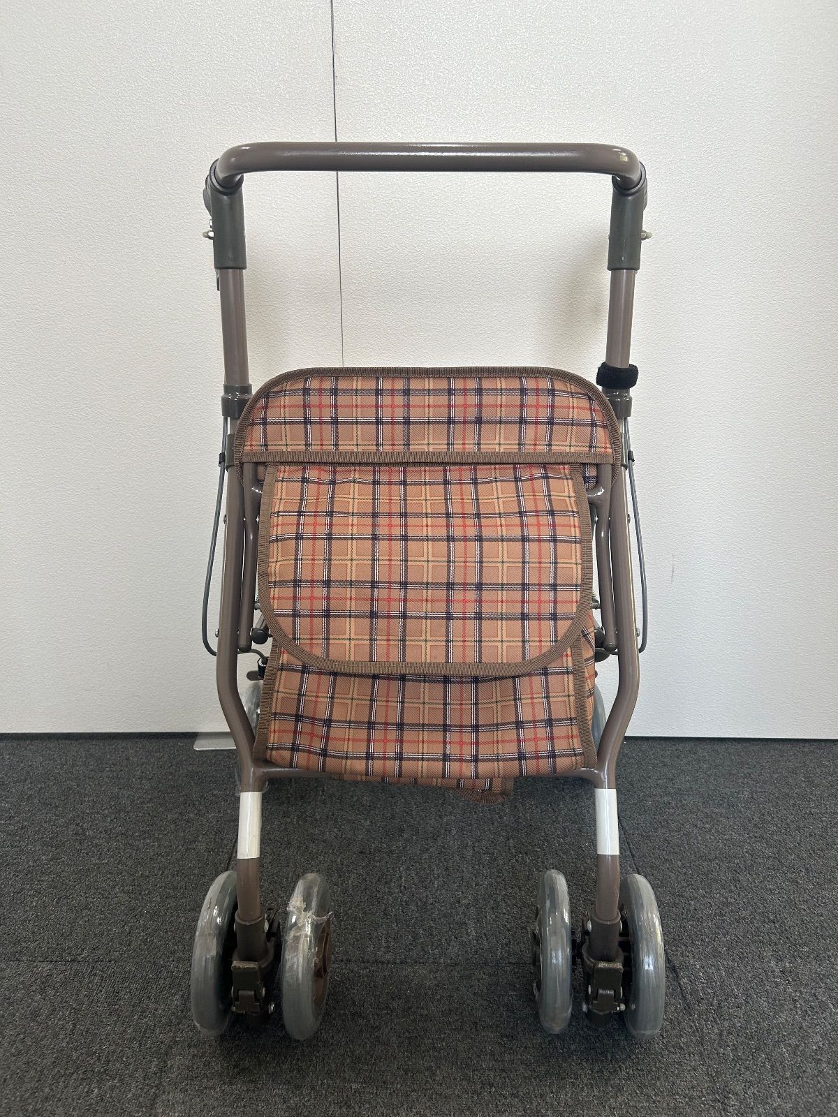 美品】島制作所シンフォニーSP 歩行器 シルバーカー たっぷり収納