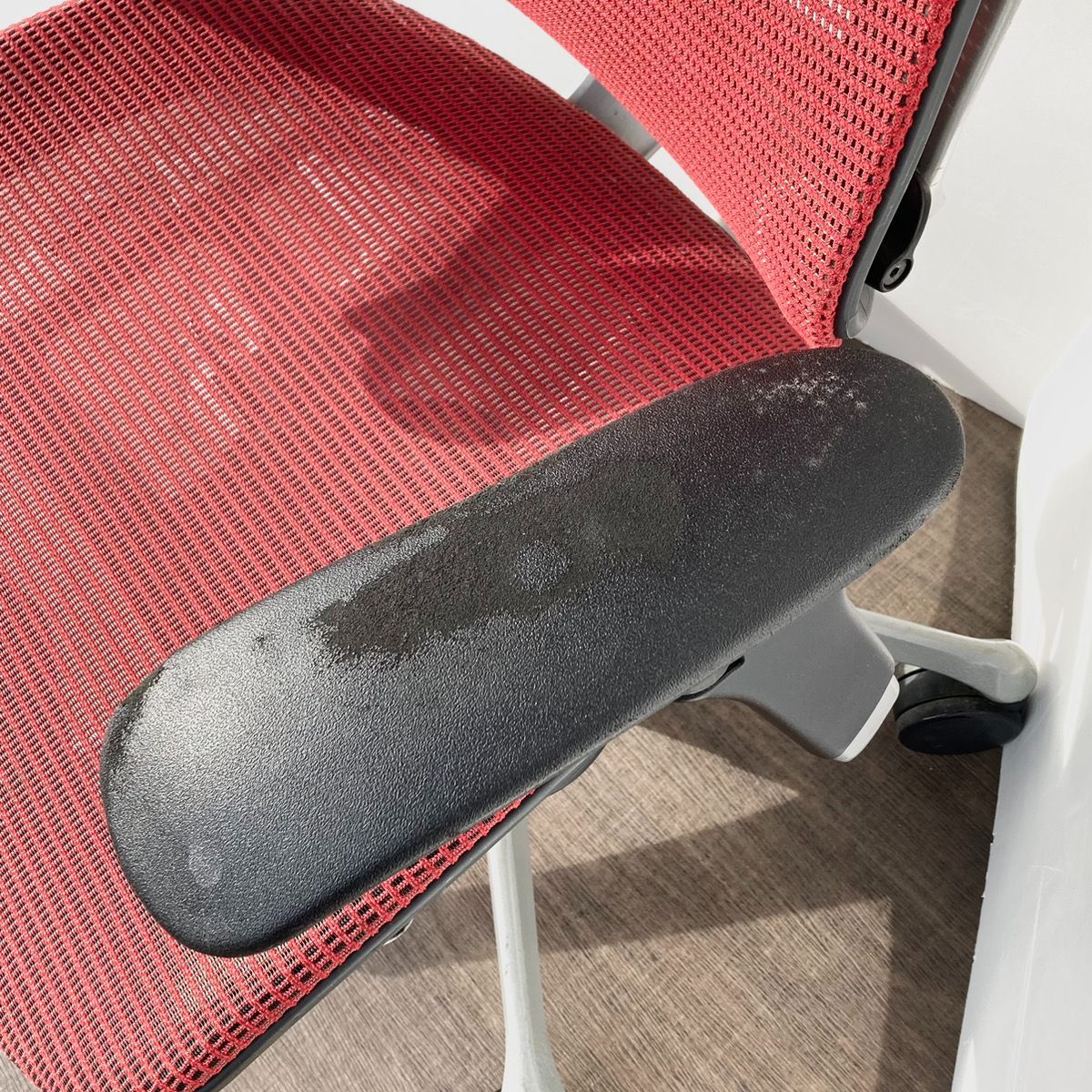 コンテッサ レッド