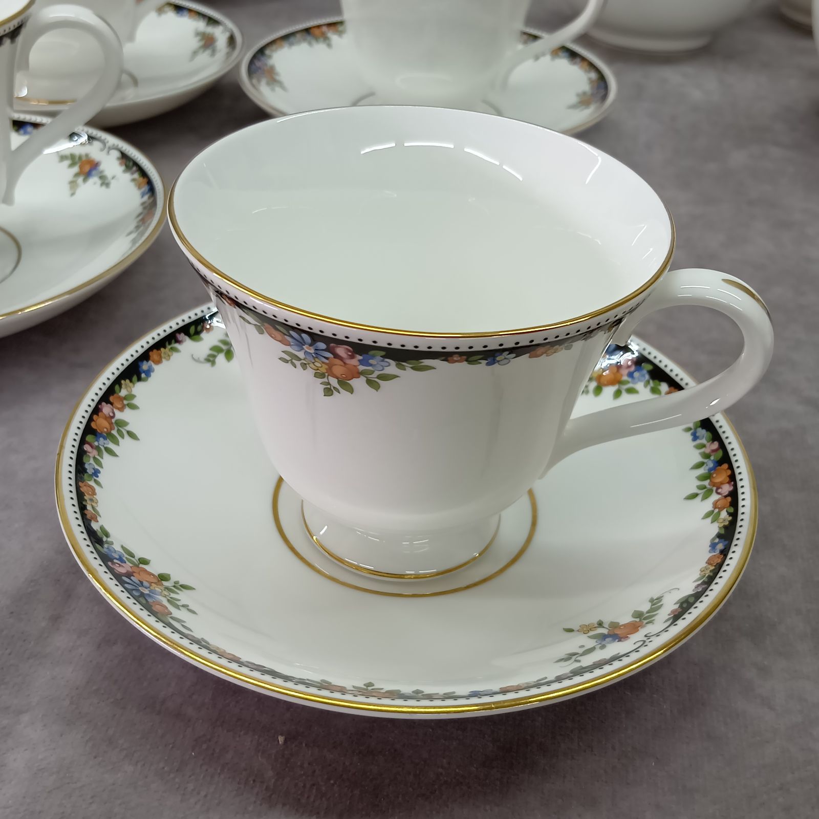  WEDGWOOD ウェッジウッド オズボーン 黒壺マーク 食器セット 食器セット 食器