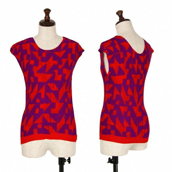 イッセイミヤケミーISSEY MIYAKE me ランダムプリントノースリーブ