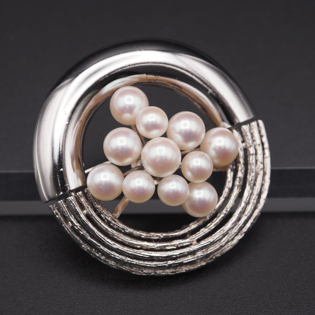 H 987 本真珠 5.2-6.6 mm 11珠 パール SILVER刻印 ブローチ デザイン シルバー コサージュ 誕生石