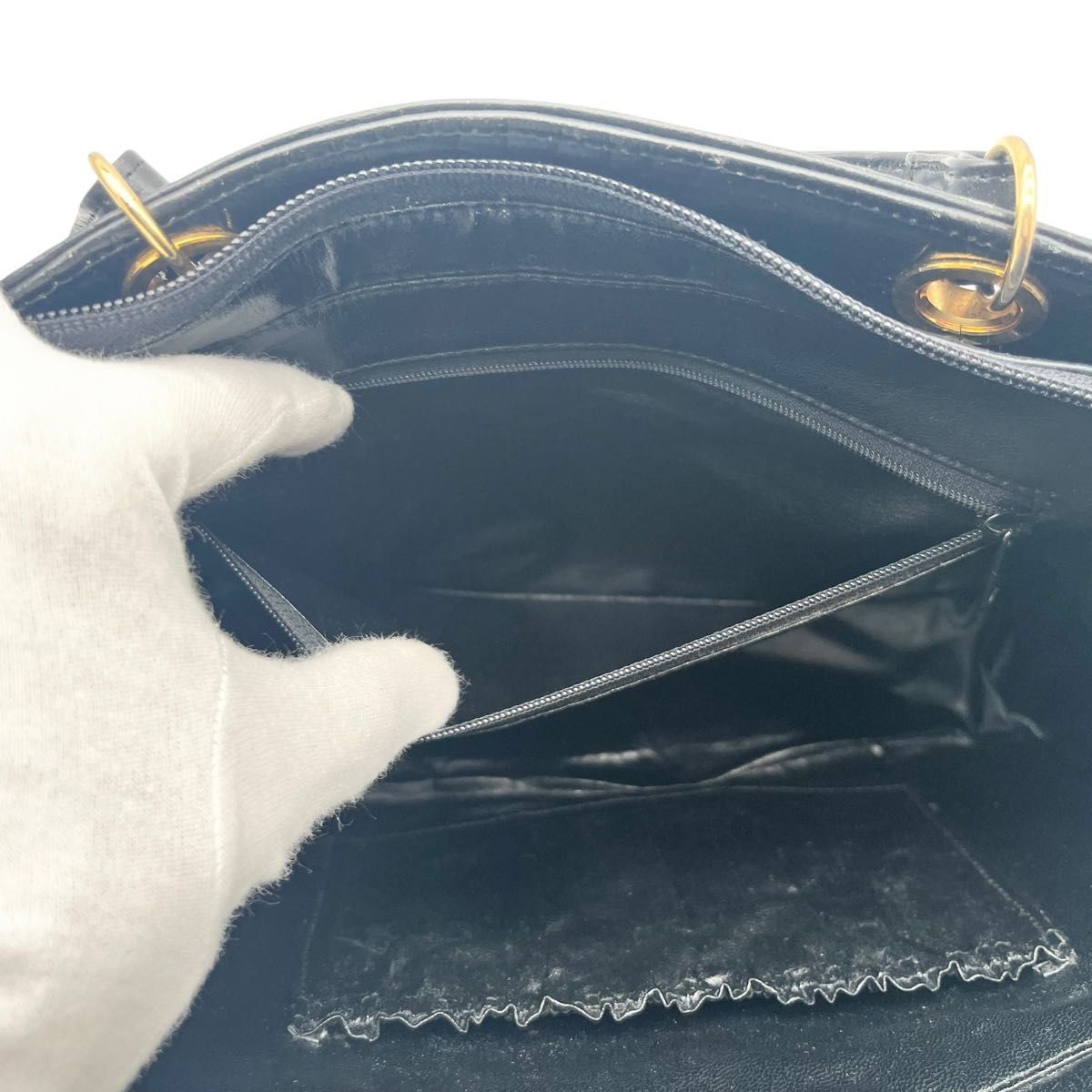 クロコ型押し ハンドバッグ ブラック ゴールド金具 大容量 A4収納 26