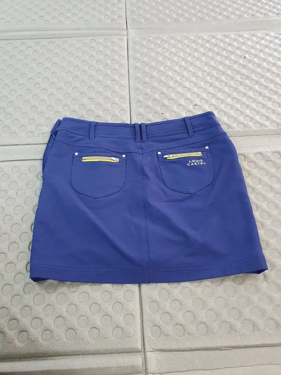 ルイカステル ゴルフ スカート ブルー