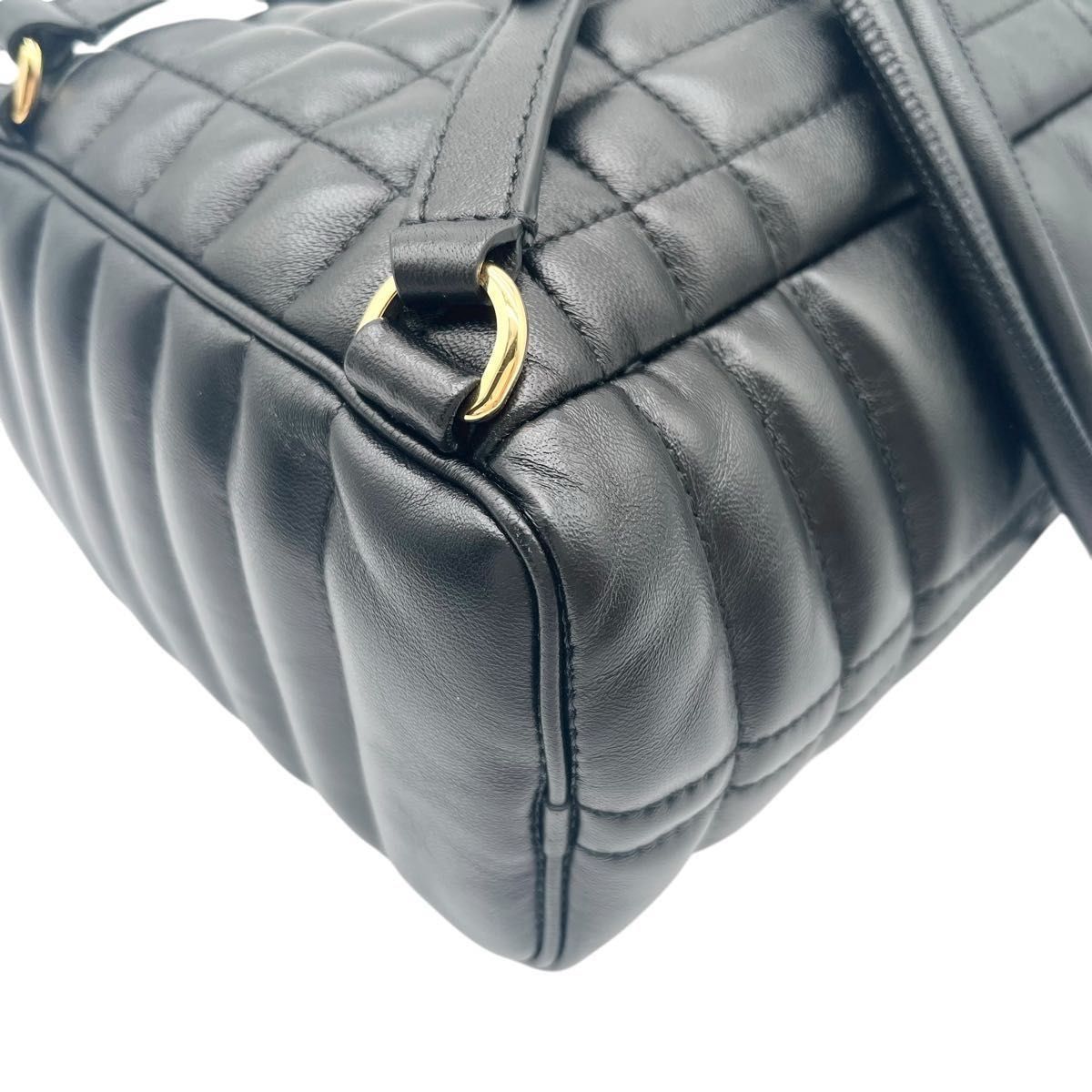バーバリー Burberry チェーン ショルダーバッグ レザー キルティング 