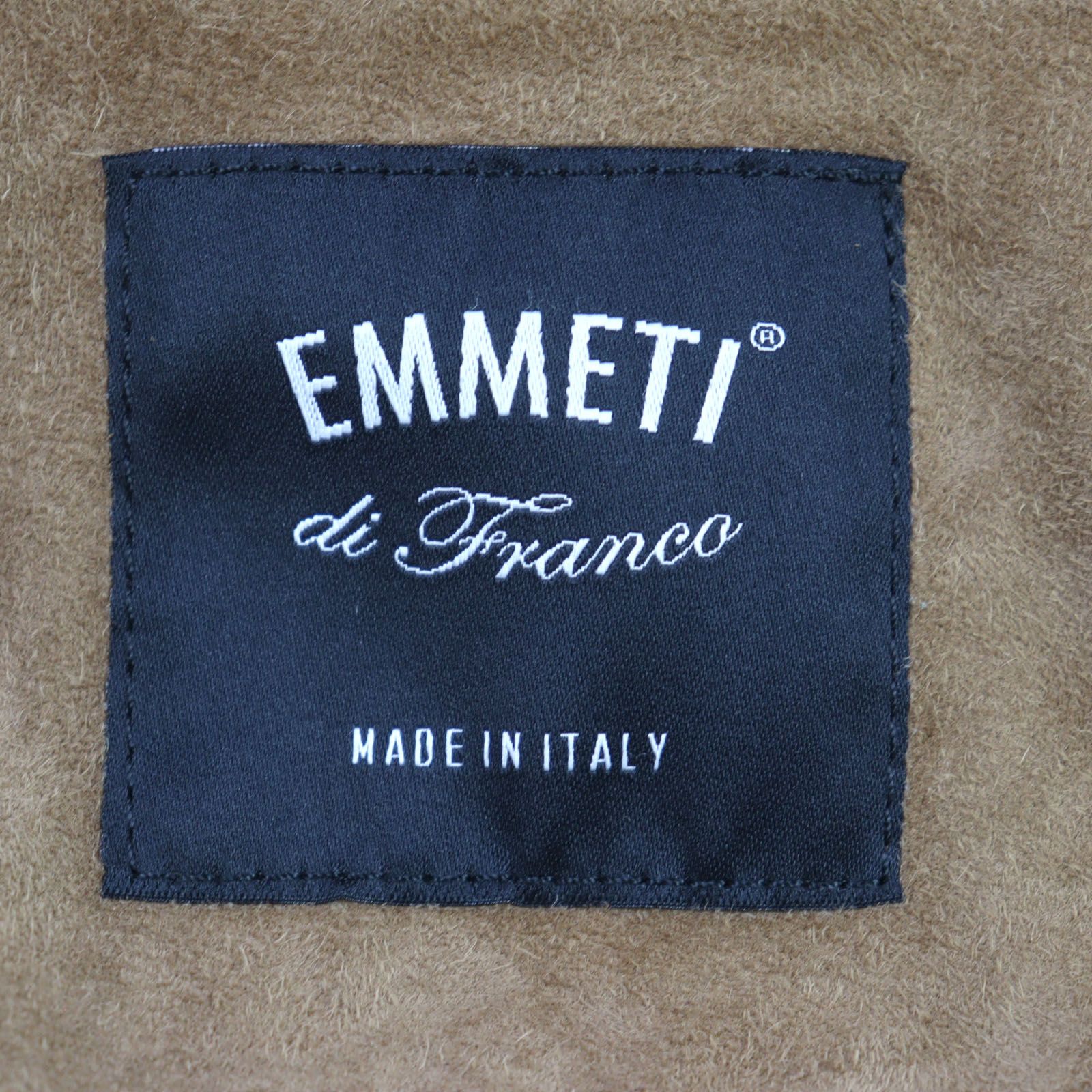 美品○EMMETI エンメティ 01-207-08-122465 ヤギ革 ロゴジップ