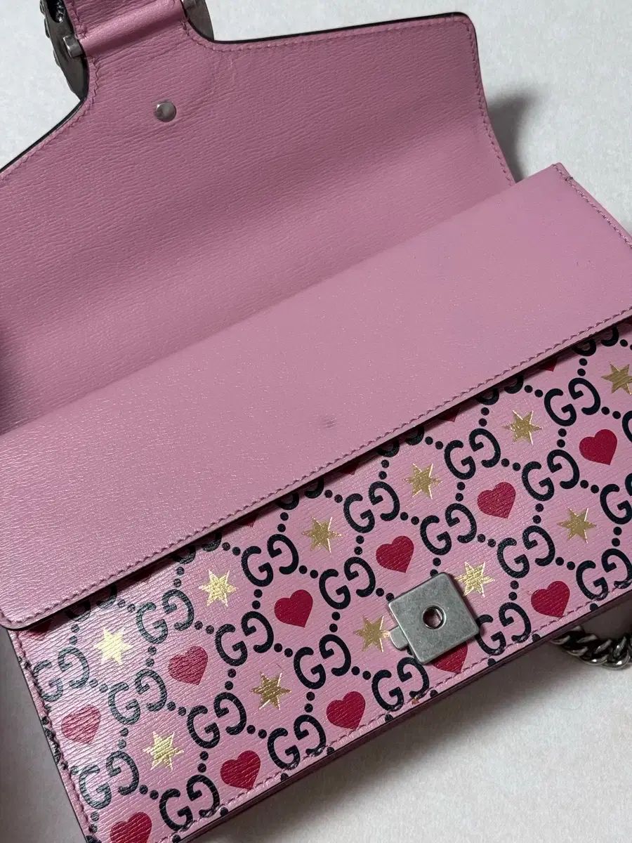 グッチ ディオニソス ショルダーバッグ ピンク バレンタイン限定モデル
