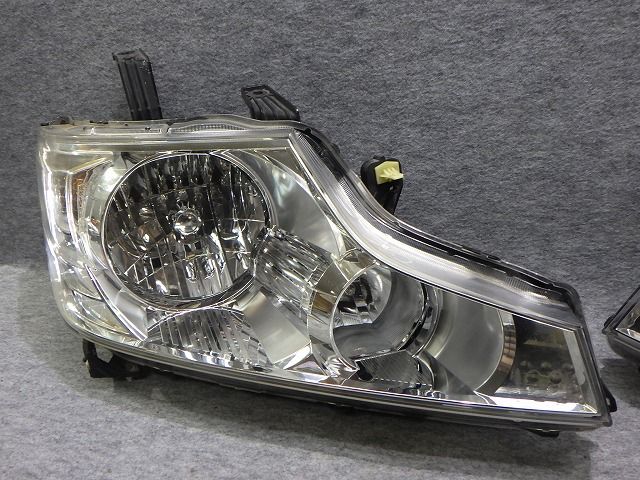 車 ステップワゴン ヘッドライト左右 ハロゲン RK コーナリング系 100 