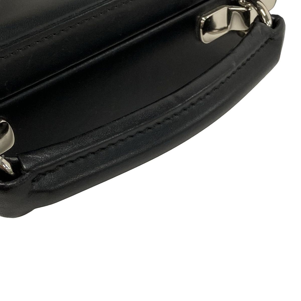 アタッシュケース