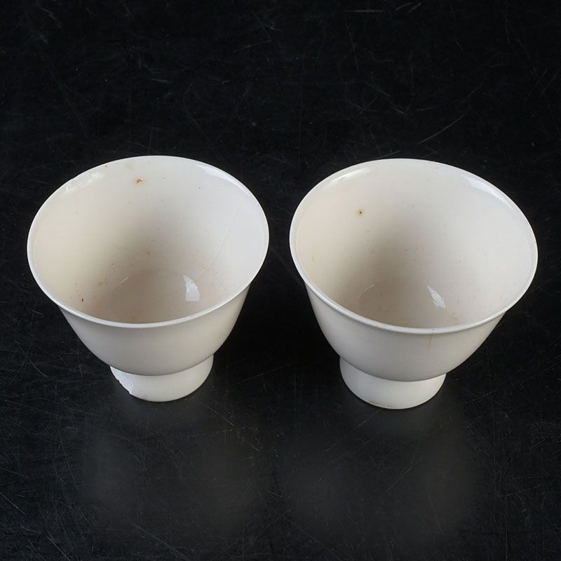 中国 徳化窯 白磁 煎茶器 ぐい呑み 一対 C S487 - メルカリ