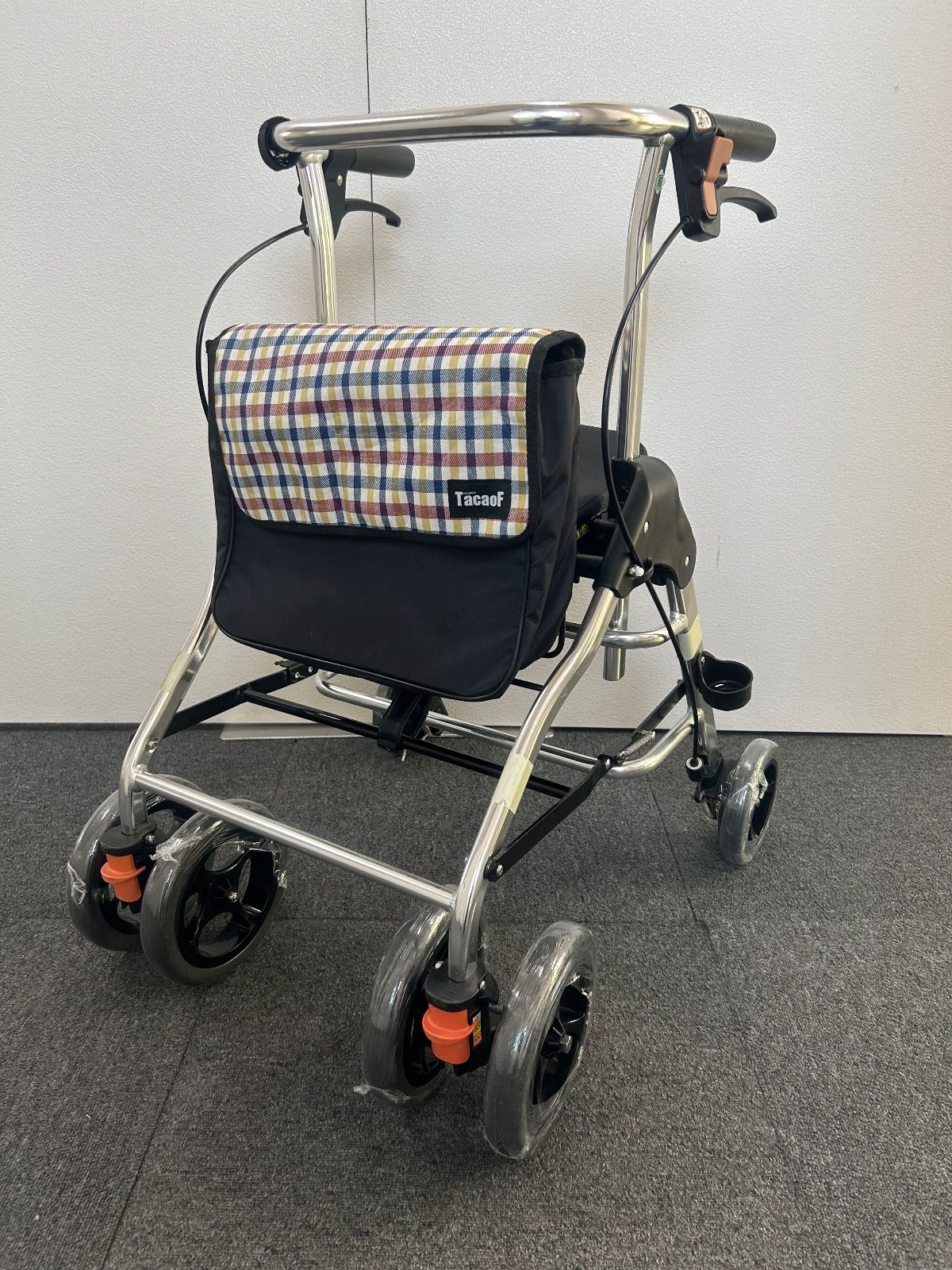 看護・介護用品 【美品】テイコブリトル HS05 歩行車 歩行器 シルバー 