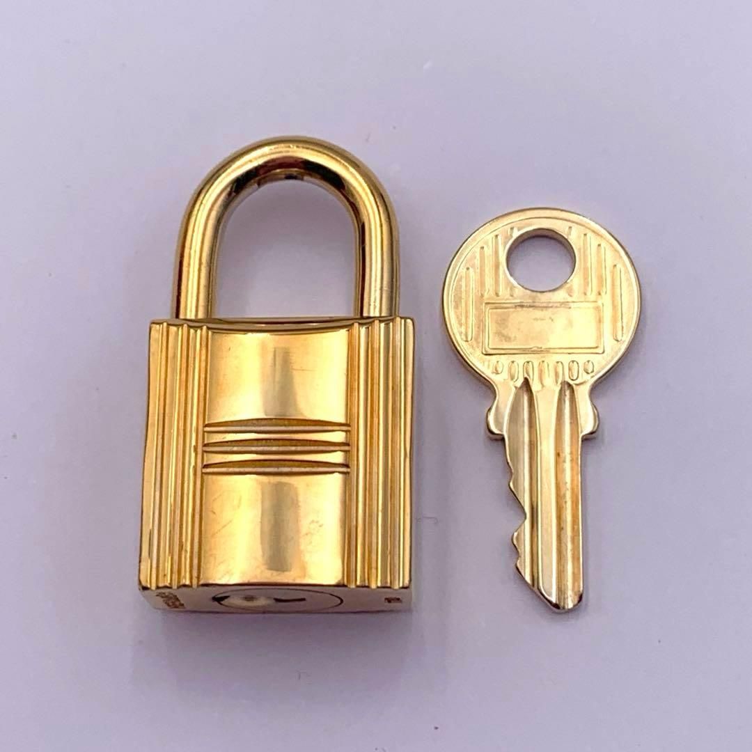 エルメス HERMES カデナゴールドカラー南京錠 NO.110鍵2本付き エルメス カデナ 南京錠 鍵2本付