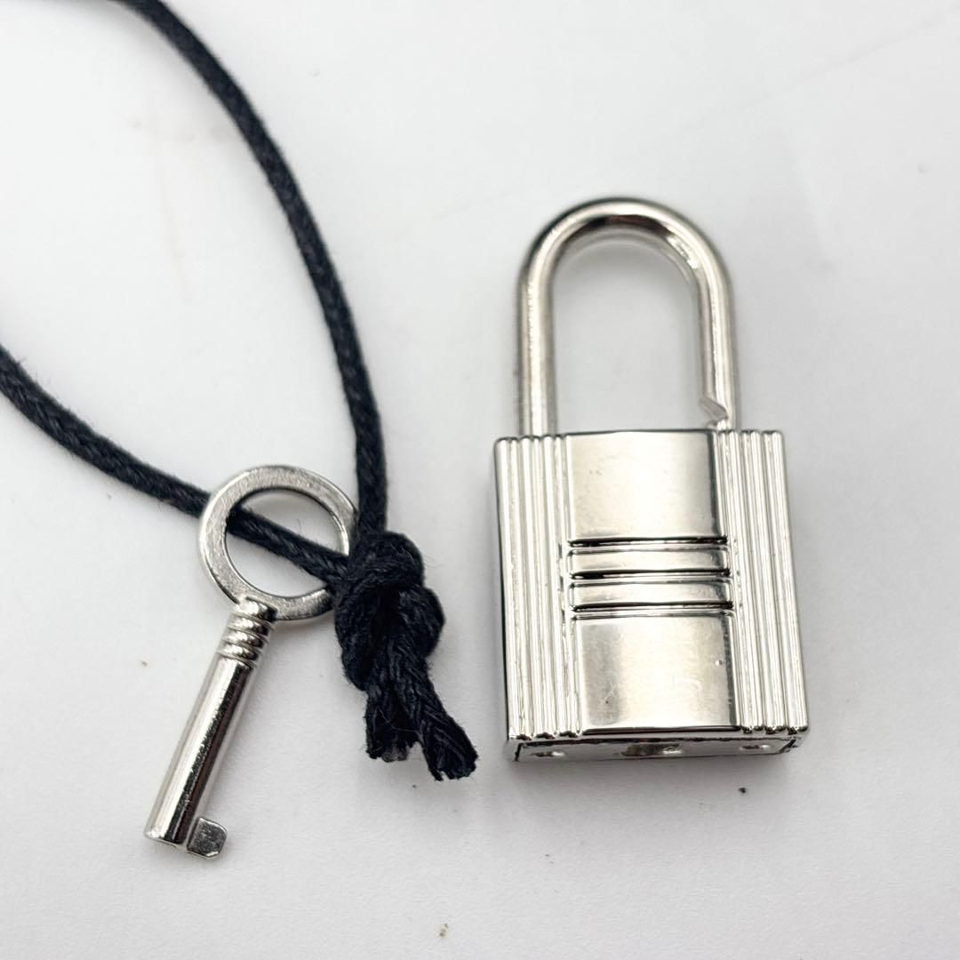 HERMES エルメス　エールライン　南京錠　2個付き　未使用 エルメス エールライン MM トートバッグ グレー系 鞄 カバン カデナ(鍵