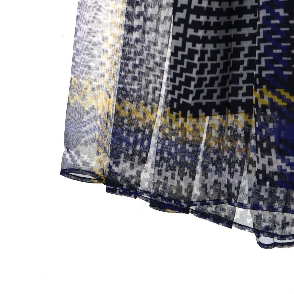 総柄 ワンピース