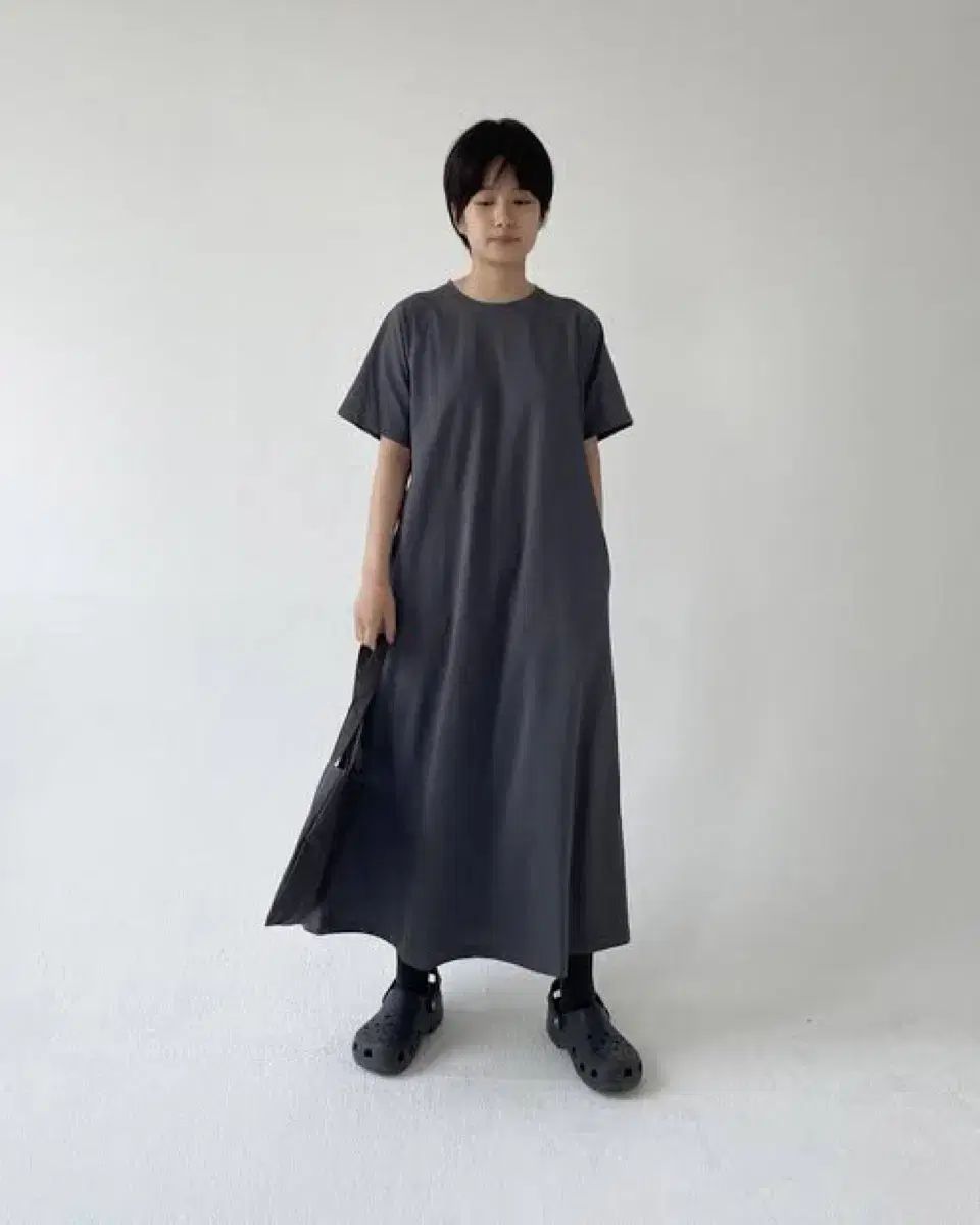 2 JiCHOI ジチョイ コンフォート 半袖 ONE PIECE チャコール