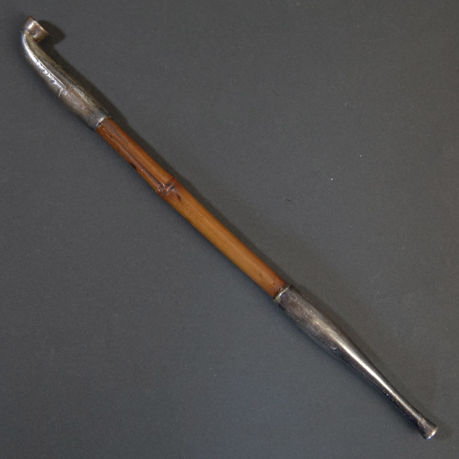 煙管 煙管筒 煙草入 【 煙管 純銀製 ／ 煙管筒 漆塗製 ／ 煙草入 革製