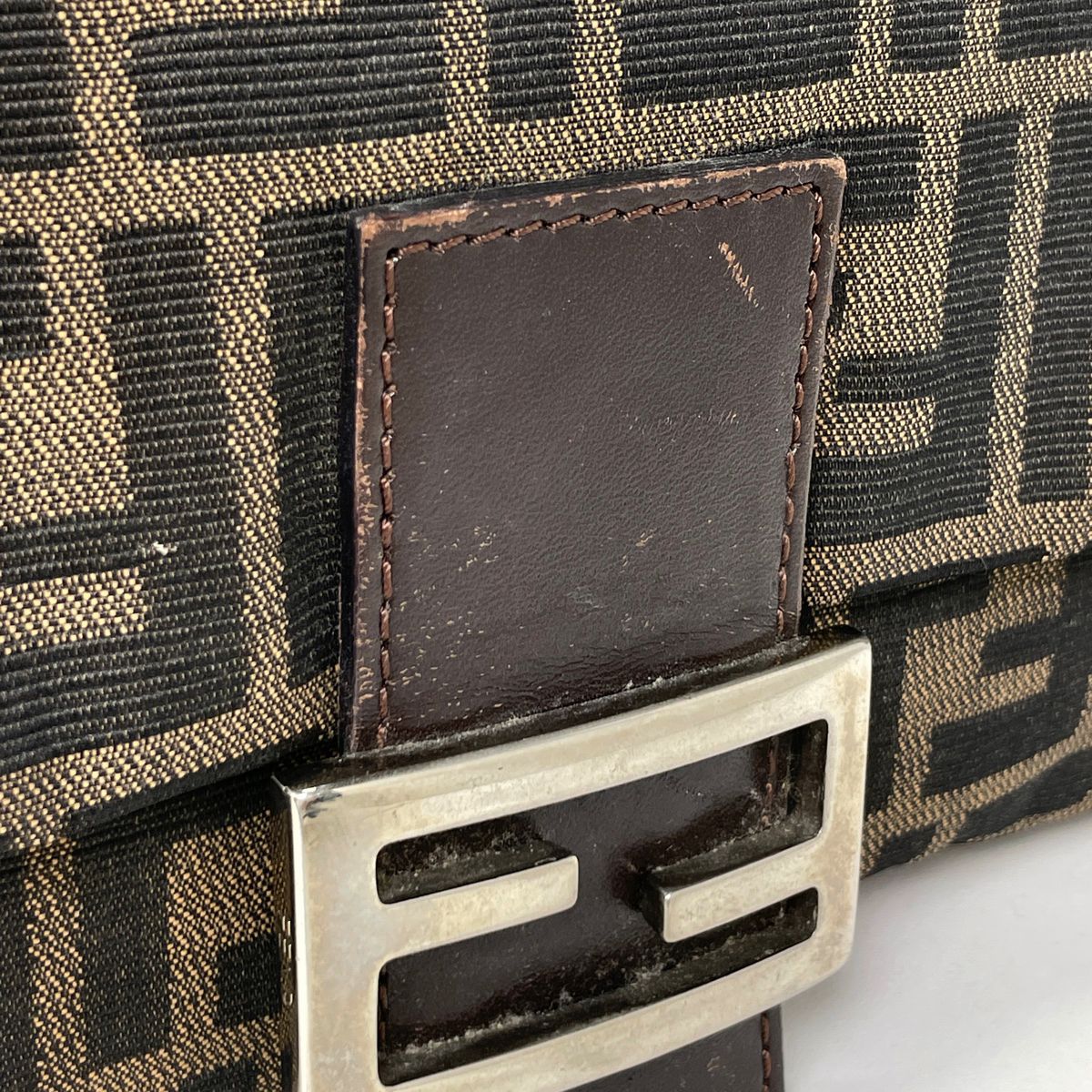 フェンディ FENDI ズッカ柄 ショルダーバッグ ハンドバッグ ワン