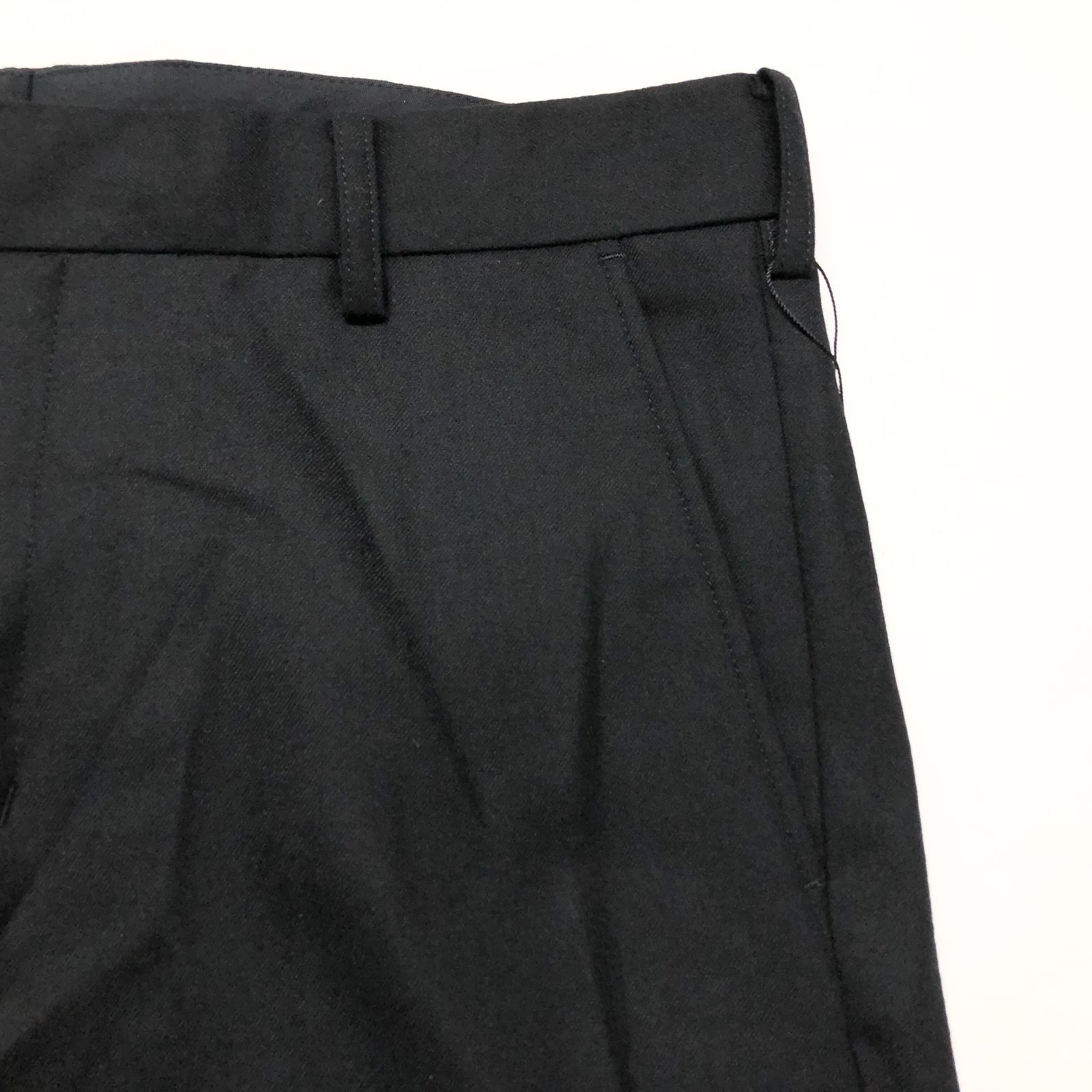 ストレッチストレートパンツ