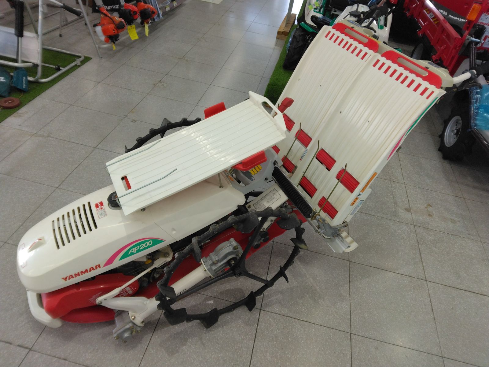 ヤンマー 田植機2条植 AP 200