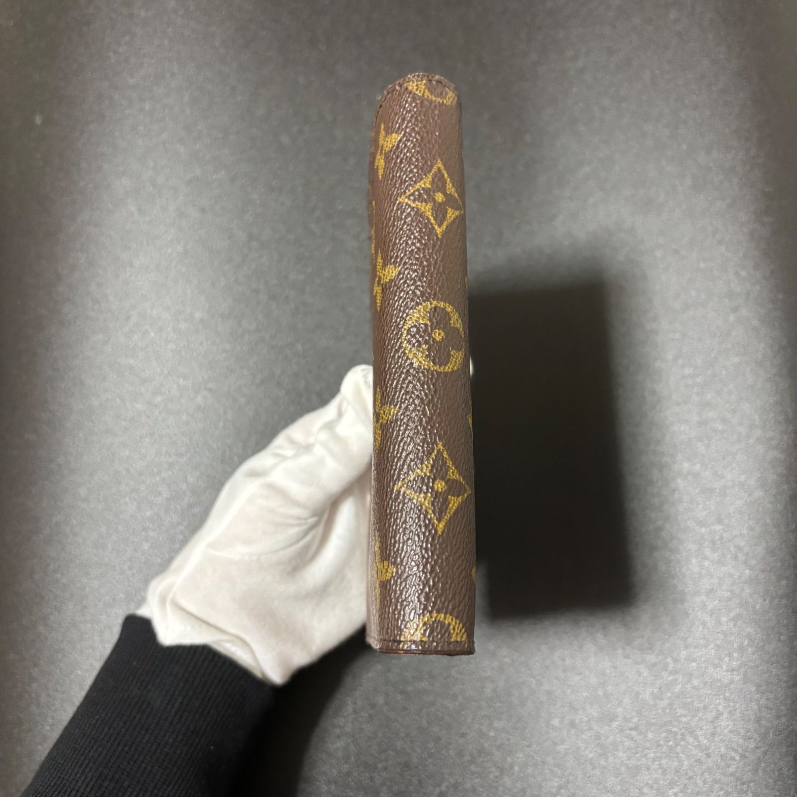 p47　トレゾールエテュイパピエ　モノグラム　ルイヴィトン　長財布 t74 ポルト トレゾール エテュイ パピエ モノグラム 3つ 三つ 折り