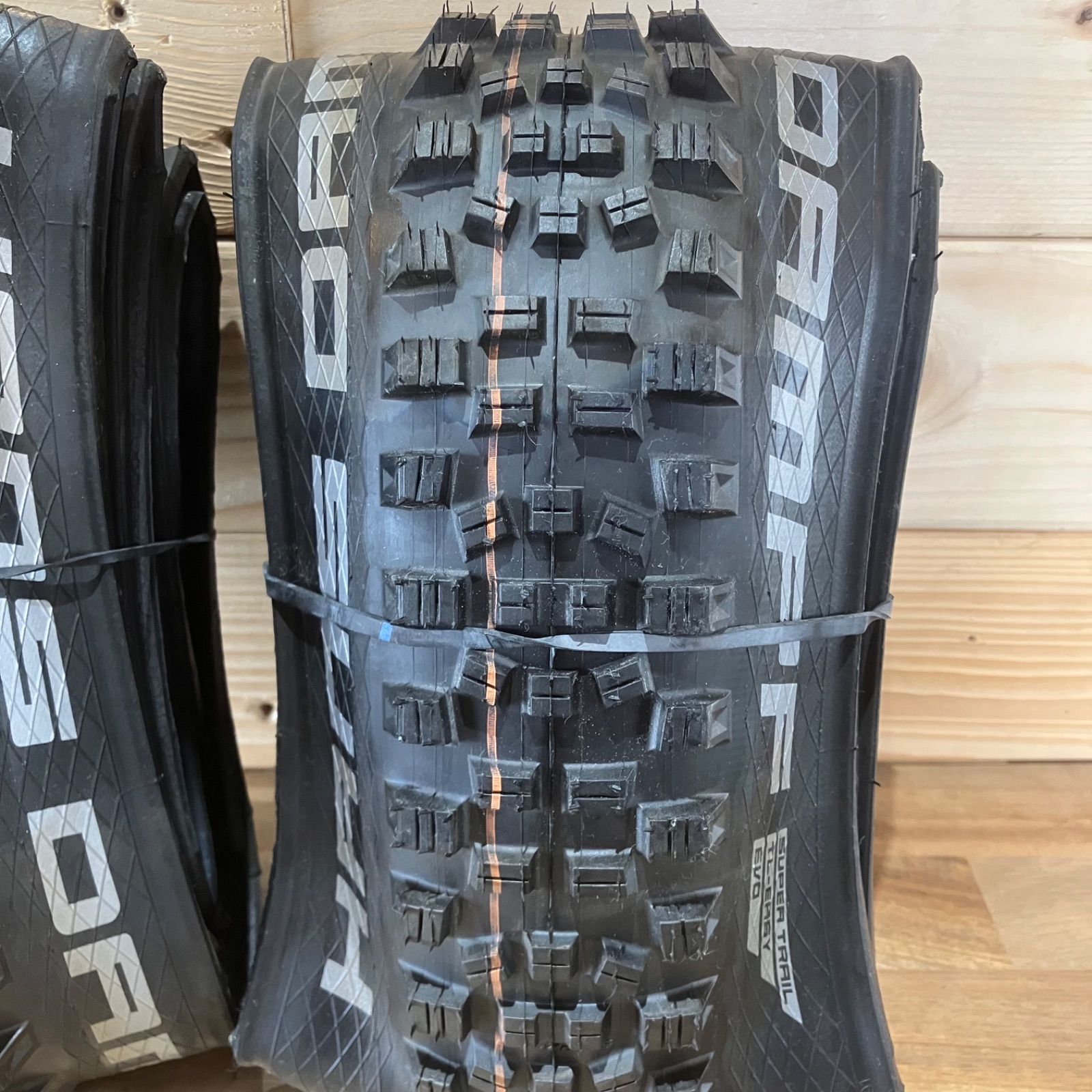 処分SALE】SCHWALBE Hans Dampf 27.5×2.35 ブラック 2本セット