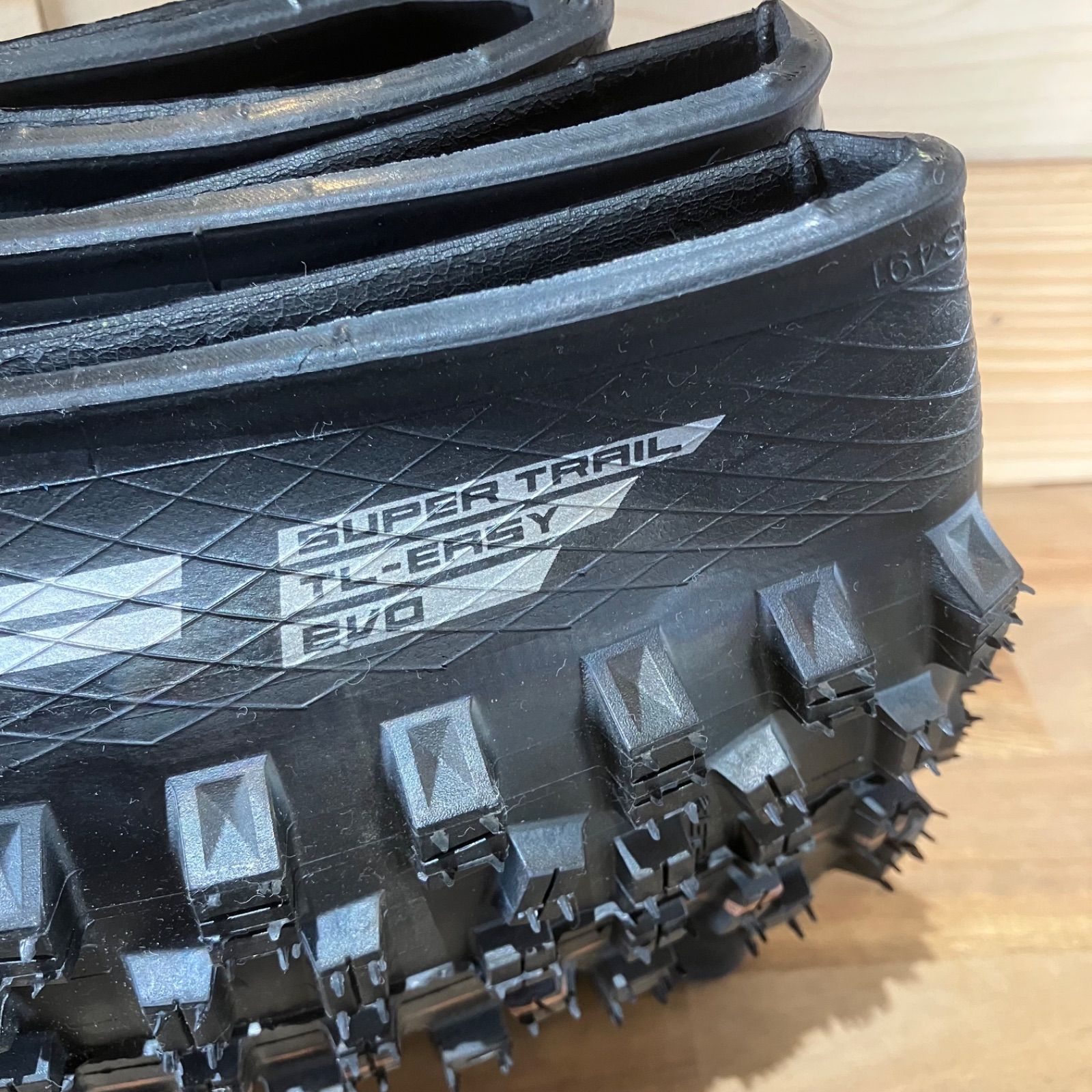 処分SALE】SCHWALBE Hans Dampf 27.5×2.35 ブラック 2本セット