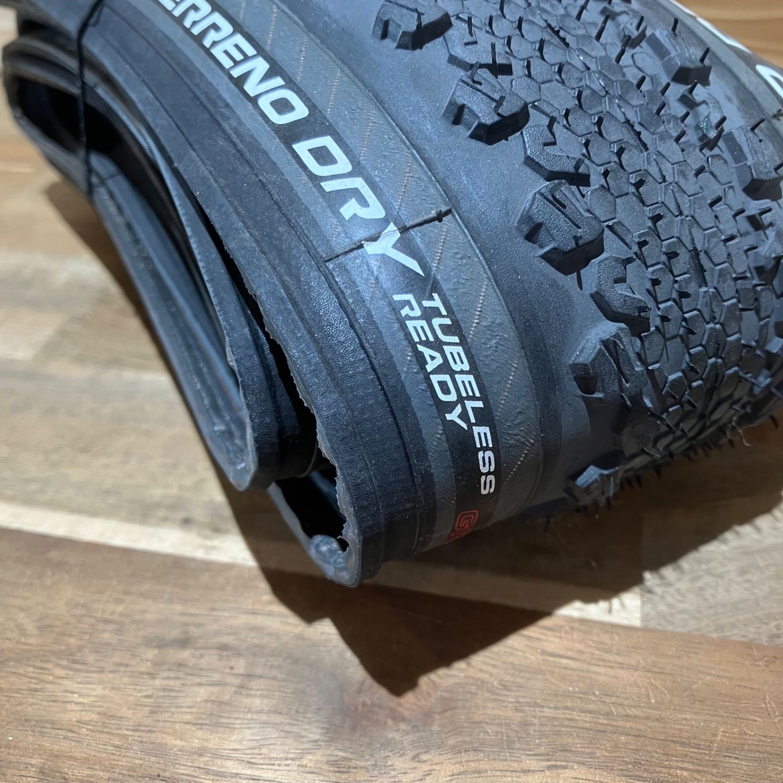 処分SALE】VITTORIA TERRENO DRY G2.0 700×38c 2本セット！ - メルカリ