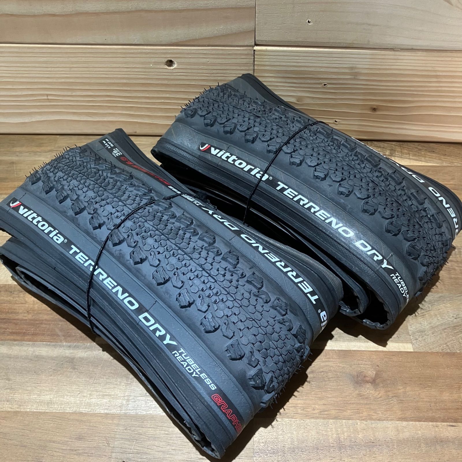 処分SALE】VITTORIA TERRENO DRY G2.0 700×38c 2本セット！ - メルカリ