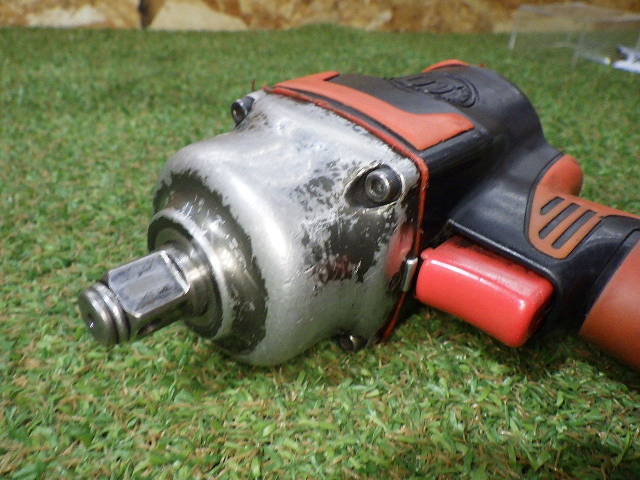  SHINANO インパクトレンチ 12.7 mm 1|2 SI-1600 B ULTRA エアツール 品 発送 251211 その他 エアーツール