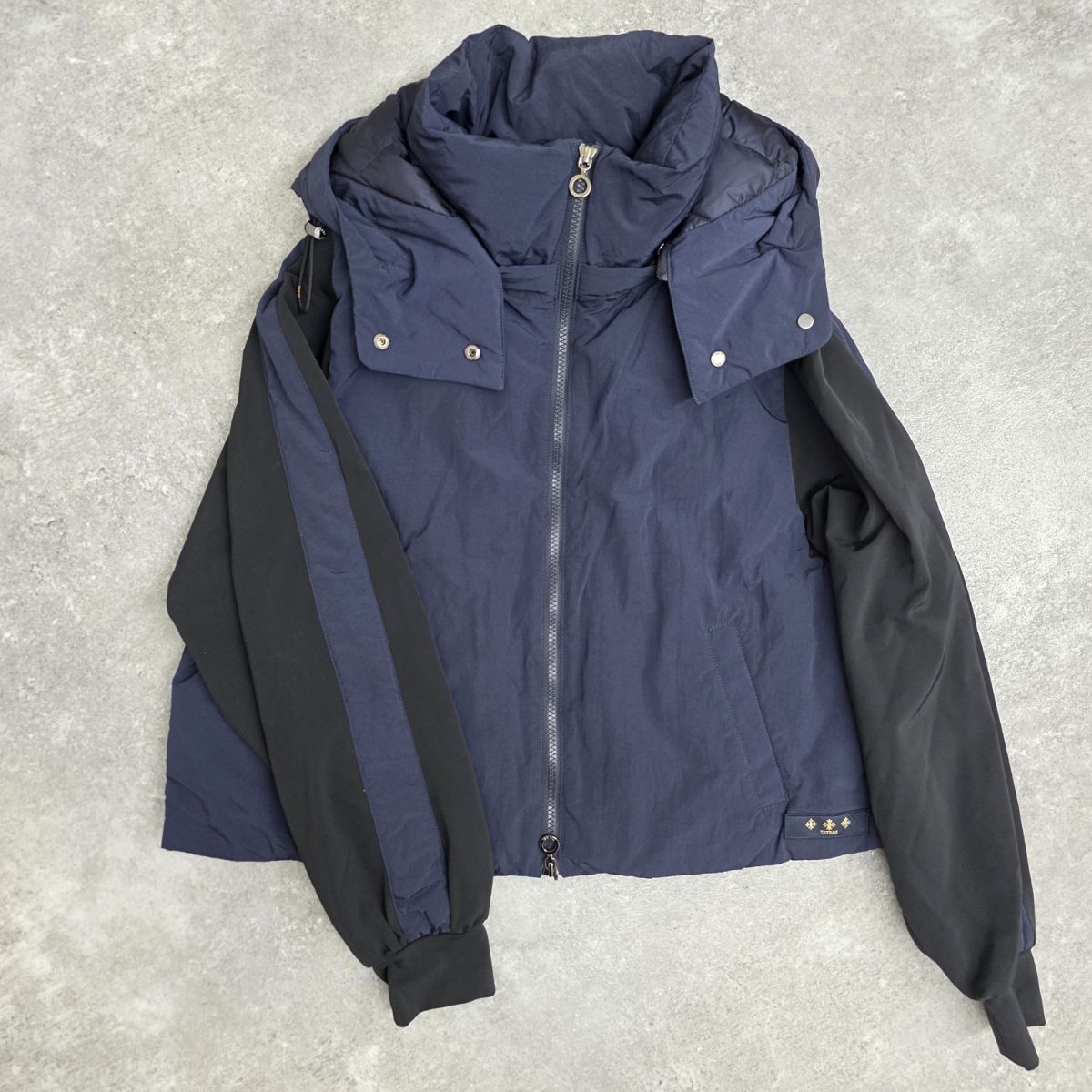 TATRAS タトラス LEMPIC レムピク フード付き ショートダウン ジャージー素材切り替え ダウンジャケット レディース M ナイロン