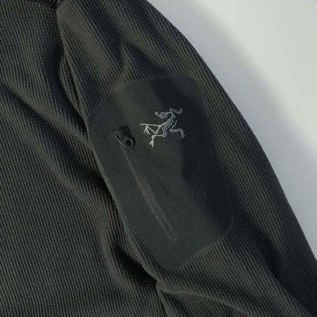 アークテリクス デルタ