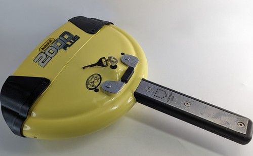 Autolok 2000 Plus オートロック プラス ヨーロッパ生まれの盗難防止ハンドルロック CANインベーダー対策