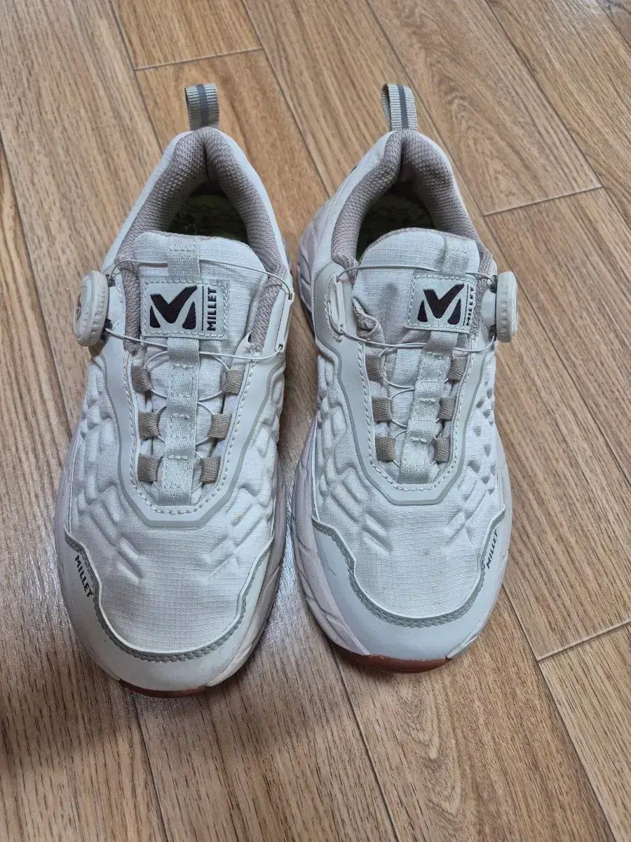 ミレー レディース ダイアル ランニングシューズ